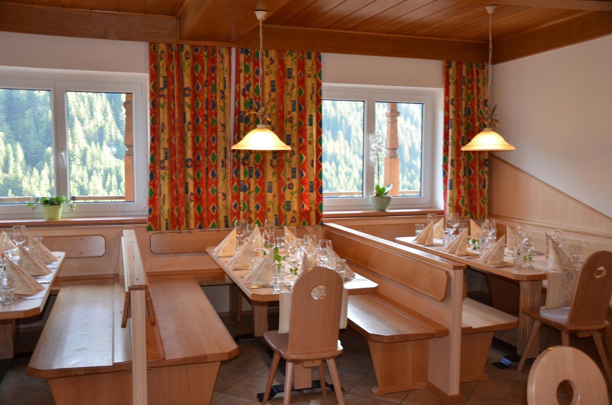 Ski In-Ski Out - Gaestehaeuser Saalbach-Hinterglemm - Wallegghof Christianhof Eksteriør billede
